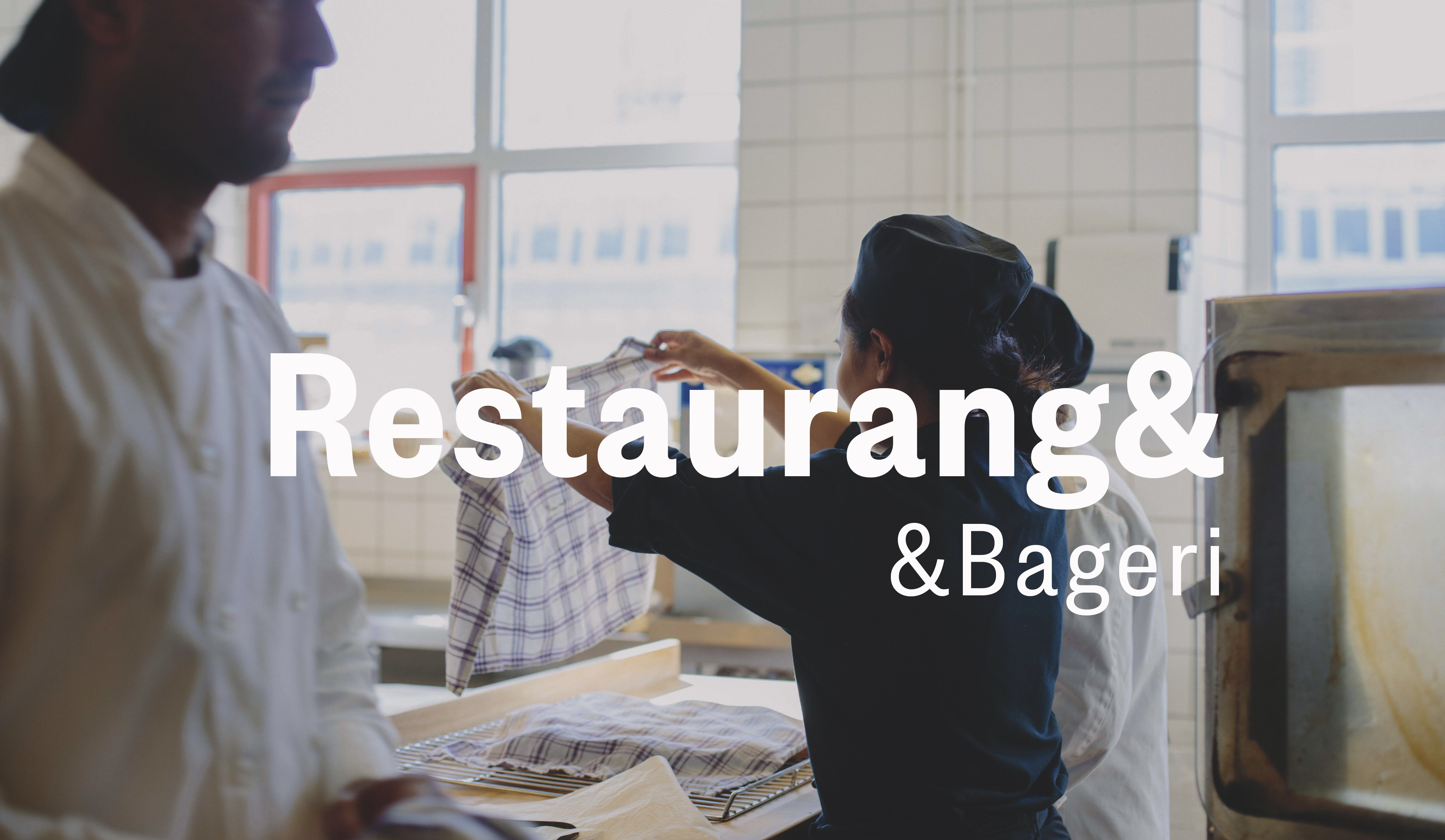 restaurangkök med text